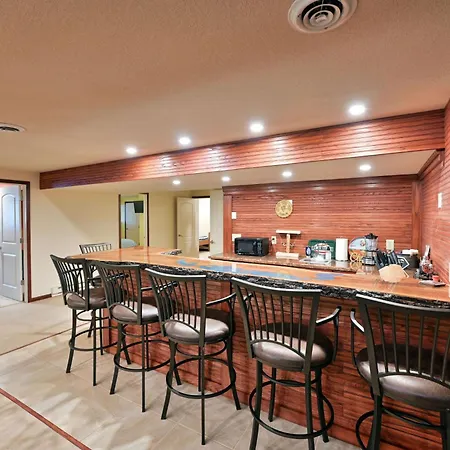 Unit 701 5 Bd 3 Ba Condo